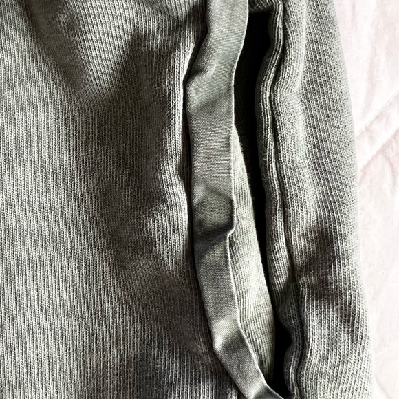 Stella McCartney Kids Army Green Shorts - Picture 5 of 5